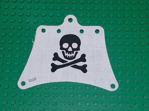 Lego cloth sail 12x10 skull - lego,