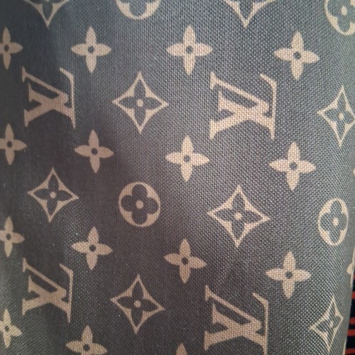 Yard pre owned used fabric - pre,