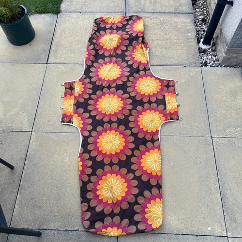 Retro 70s bright flower old - bright,